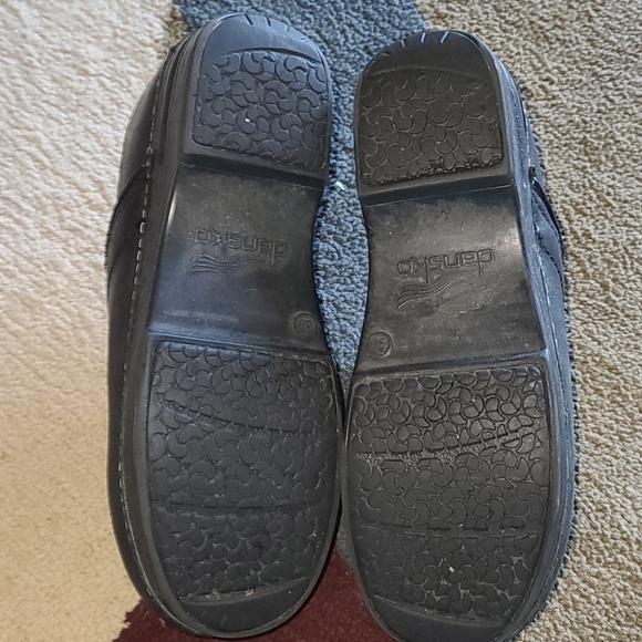 Dansko black leather clogs comfort/nursing shoe - Picture 3 of 3